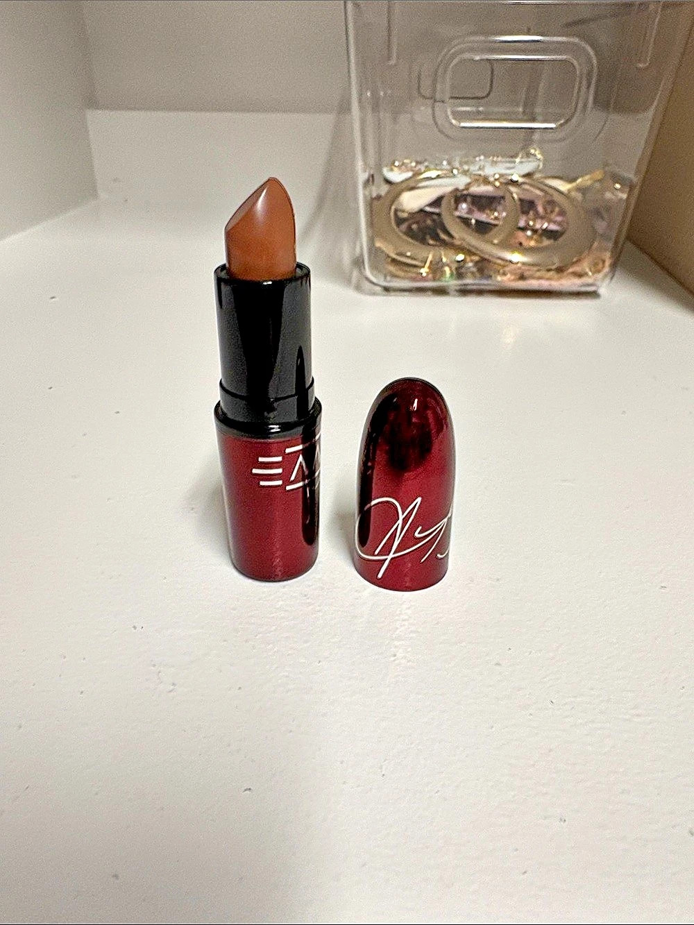 Winky Lux Lipstick in Brown NWT